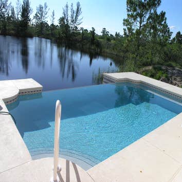 Photo(s) from Mavrick Development Inc