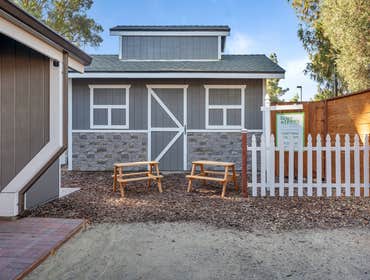 Photos from Merced Yosemite Realty