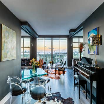 Biscayne Bayview With a passion for the captivating moments, this 2 Bed 2 Bath oceanfront high rise condo was extensively remodeled to meet the needs o