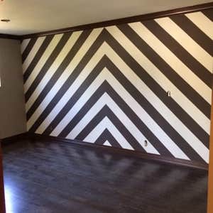 H & M Painting