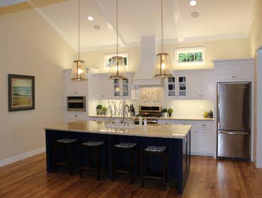 Photos by Cottage Home #1