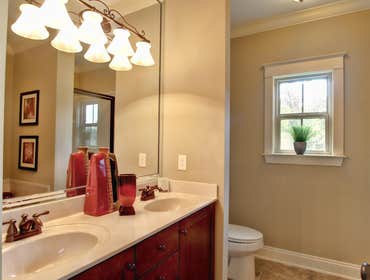 3373 Hardwood Dr.