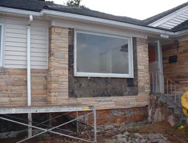 Photos by Lifetime Windows & Doors Phoenix #1 Lifetime Windows and Doors is Phoenix’s top retailer for replacement windows and doors. We know that you 