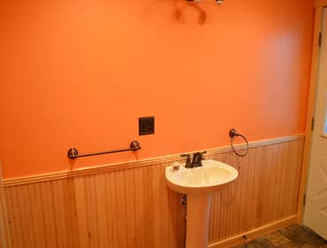 Bathroom/laundry Pass-through bathroom/laundry