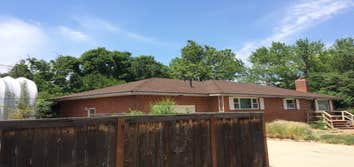 Building Specialties of Idaho / Roofing Division. Specialists Projects In The Treasure Valley Done By Roofing Division Specializing in .....
Tear off