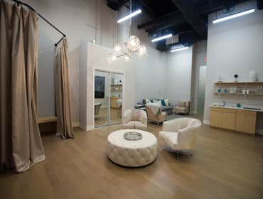Personal Shopper Space, River Oaks District