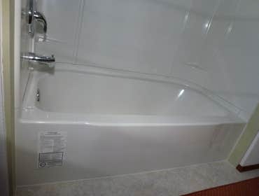 New porcelain steel tub