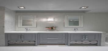 Bathroom Remodeling Project in New York This was a complete kitchen and bath remodel.