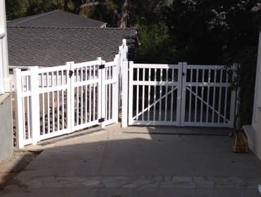 Photo(s) from M&R Fencing