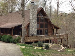 Rocco Customs/ARK Homes, LLC - Lake Anna Log Home