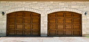 UNIVERSAL GARAGE DOORS LLC UNIVERSAL GARAGE DOORS LLC