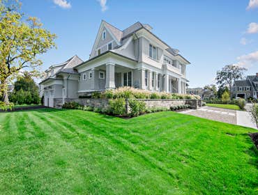 RPM HOME INC - GALLERY 1 Stone and shingle transitional beachside escape.
