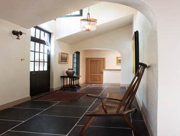 Bradley Residnece This project was a cooperative effort with Loyd Architects, The Homeowner, and United Contractors. Our goal was to create a Flemish 