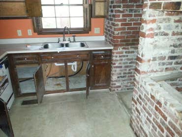 before kitchen 2