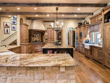 Country Kitchen
