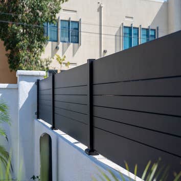 Calcoast Fencing