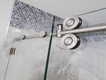 Glass Door Rolling System