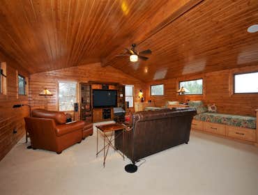 Craftsman Retreat Room