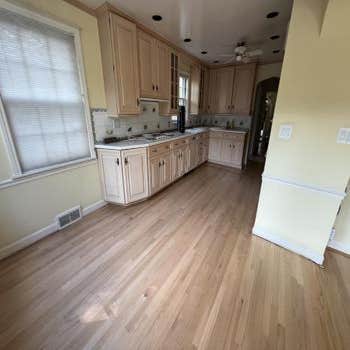 World Flooring - Hardwood Floor Installation, Refinishing and Repair