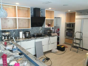 Interior Remodeling Interior Remodeling at Weston House
Bathrooms
Bedrooms
Flooring
Impact doors
Electricity
Plumbing