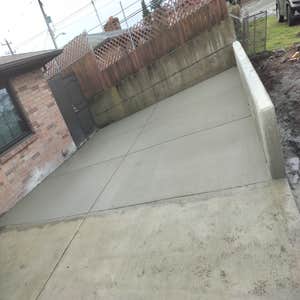 Taylormaed Concrete LLC