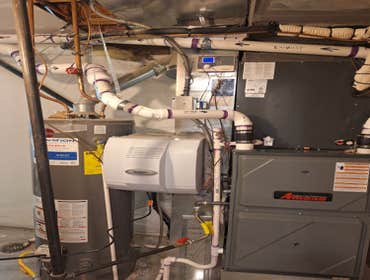 Custom Installation with AprilAire 700 Humidifier