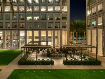 MacArthur Court Plaza