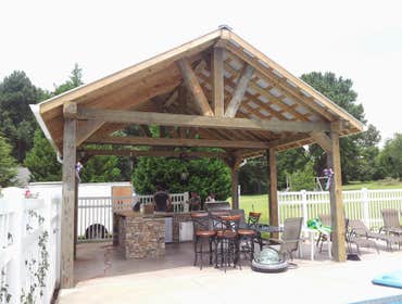 outdoor kitchen