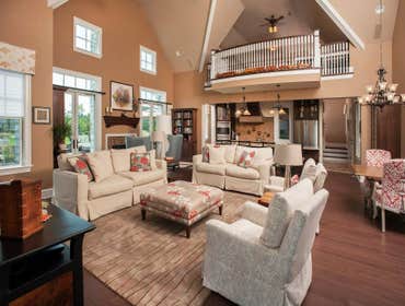 Family Room, Den & Office
