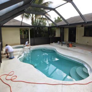 Tommys pools Pebble pool finish