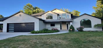 Supreme Exteriors LLC