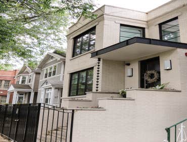 N Marshfield Ave Home