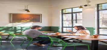 Commissary Cafe
