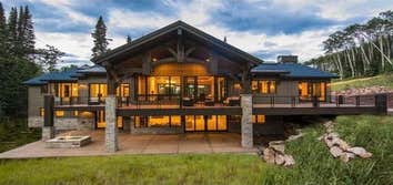 Icon Builders LLC
