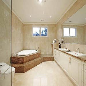 Master Bathroom 2018