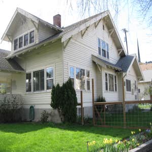Bungalow Home The Dalles, Oregon These before and after shots of this turn of the century Bungalow show what a home can look like if prepped...