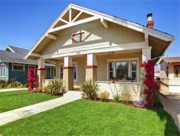 North Park Complete Remodel This is a beautiful 3 bedroom 2 bath craftsman home in North Park, San Diego, Ca
We restored the original look from 1908 an