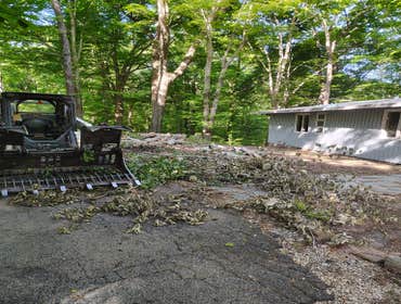 Flores Tree Services General & Landscaping