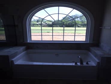 Garden tub
