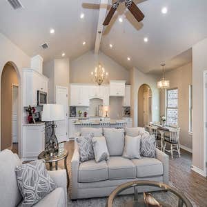 213 SIERRA VISTA