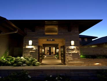 Modern Living on the Lake