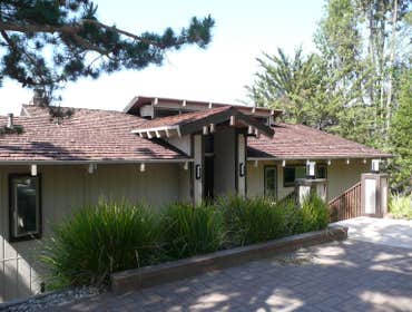 Wood Shake and Shingles In the roofing market today, the value of natural wood shake roofing is misunderstood by some people. Wood shake roofs are very