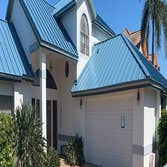 Bd Roofs & Exteriors Inc