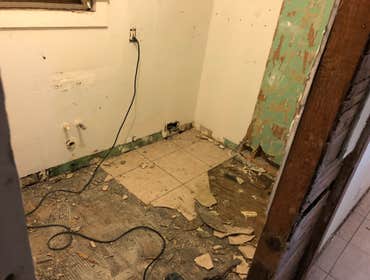 Ensuite Bathroom Demolition
