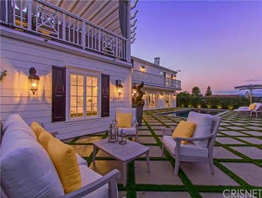 TERRACE VIEW