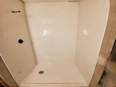 Acrylic Shower System/Plumbing