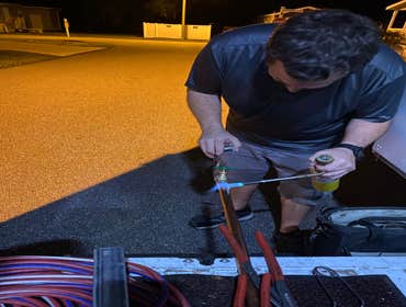 Copper piping The art of soldering!
Copper piping has many advantages over plastic or PVC water lines.
Water does not naturally react with water, nor