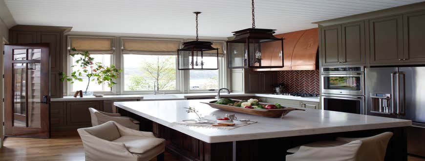 Smith Lake Residence