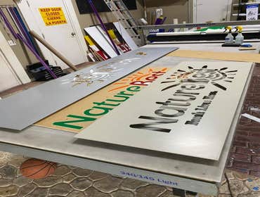 Signages