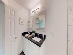 Photos by Elite Bathroom Remodeling the Woodlands #1